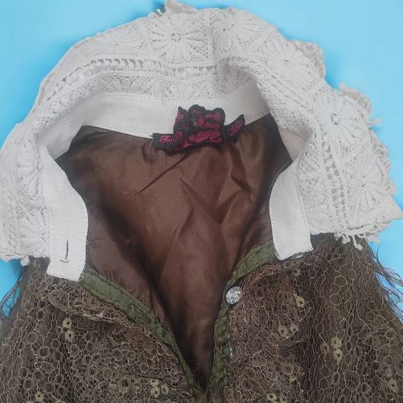 #2267 Twelve by Twelve lace fancy blouse L - Picture 2 of 3